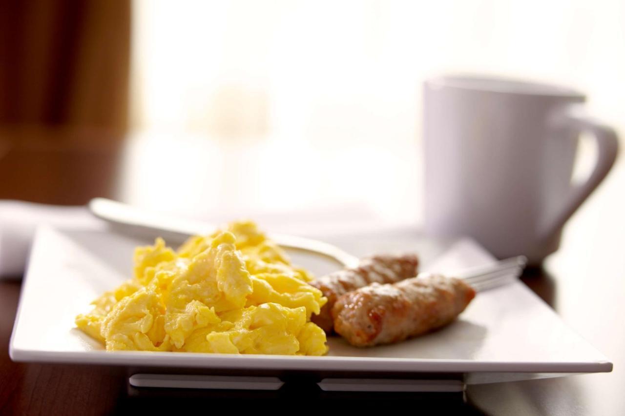 Hyatt Place Airport 3* Orlando