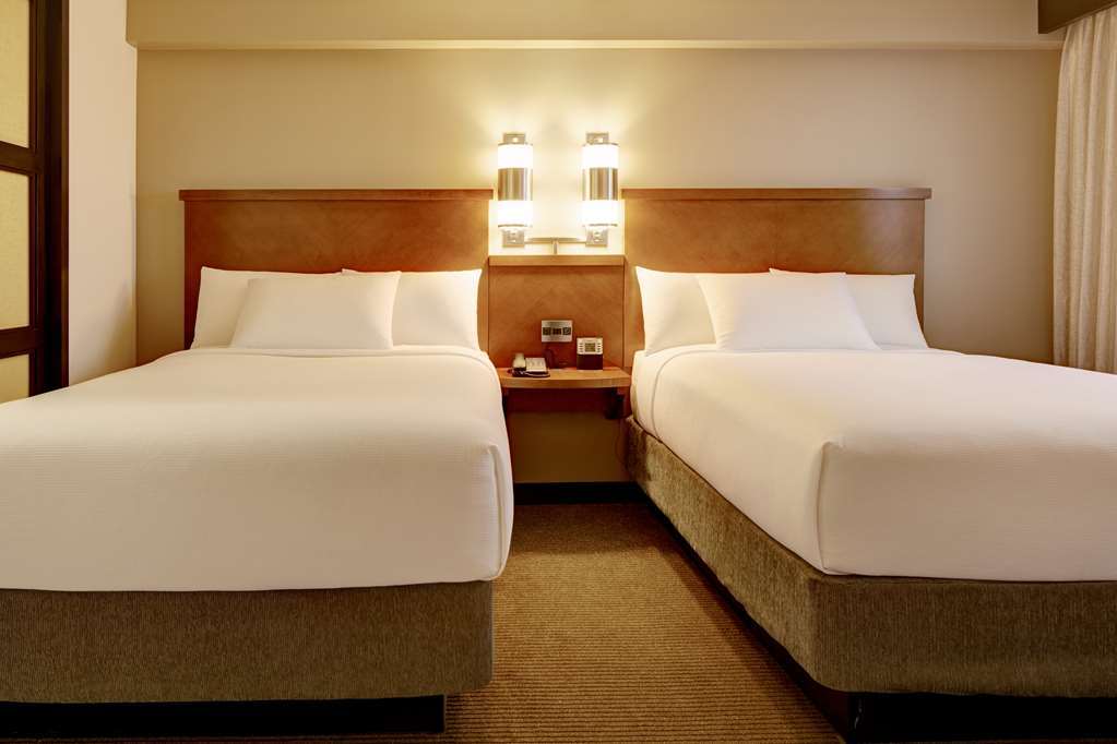 Hyatt Place Airport 3*