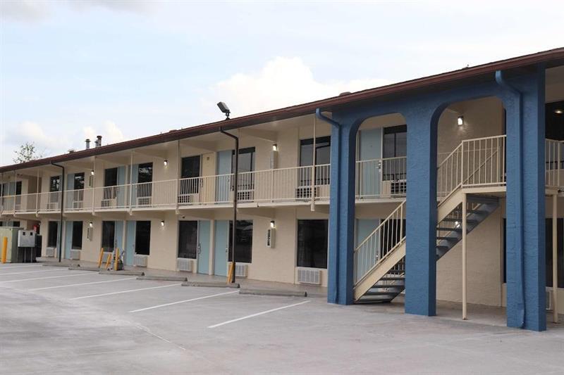 Hotel Surestay By Western South 3*