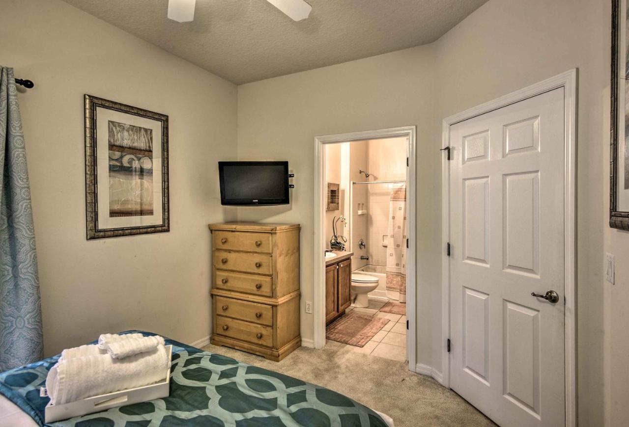 Holiday home Upscale Vacation With Private Pool!