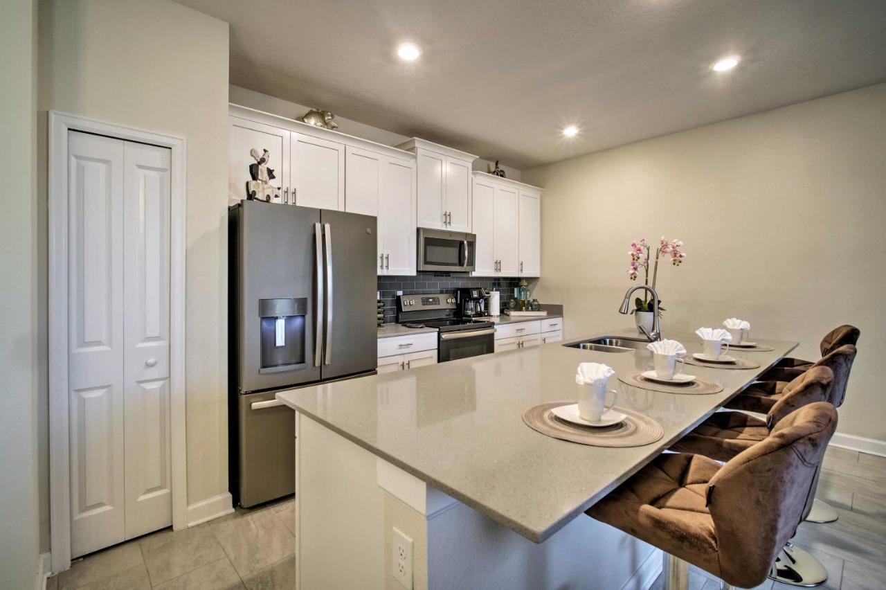 Holiday home Disney-area Townhome With Lanai And Amenities!
