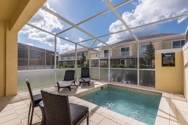 Hotel Serenity By Vhc Hospitality *