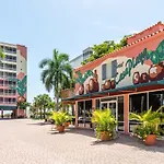 Casa Playa Beach Resort