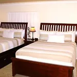 Island Sands Inn