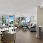 Bellwether Beach Resort