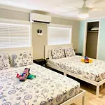 Sun Deck Inn & Suites
