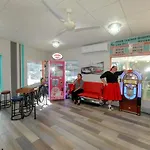 Plaza Beach Hotel - Beachfront Resort
