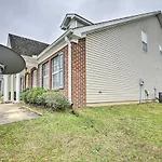 Tidy Tallahassee Townhome About 7 Mi To Downtown!
