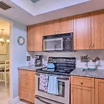 Jensen Beach Home With Pool Access Less Than 1 Mi To Beach!