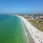 402 - Sandy Shores