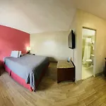 Budget Inn - St. Petersburg