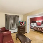 Red Roof Inn & Suites Pensacola East - Milton