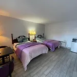 Castillo Inn