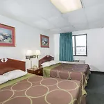 Super 8 By Wyndham Pompano Beach