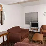 Super 8 By Wyndham Pompano Beach