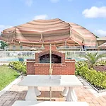 Days Inn by Wyndham Orange City/Deland