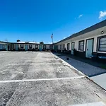 1915 Beach Club