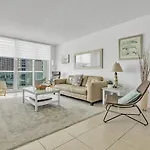 The Tides 2Bedrooms Apt 14Th Floor We Are On The Beach!