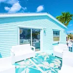 Nautilus...Ocean Front Cottage Retreat ~