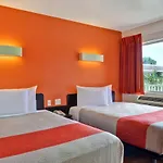 Motel 6 Dania Beach