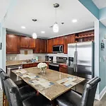 Laketown Wharf #824 By Nautical Properties