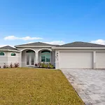 Heated Pool With King Bed - Gulf Access - Game Room