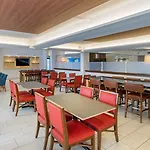 Holiday Inn Express Cape Coral/Fort Myers Area
