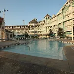 Disney\'S Beach Club Resort