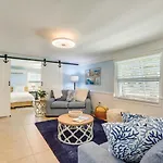 Bradenton Vacation Rental Gas Grill And Water Views