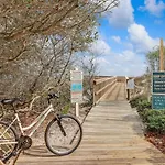 2112 Beach Wood