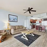 Laketown Wharf #1106 By Nautical Properties