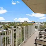 Laketown Wharf #338 By Nautical Properties