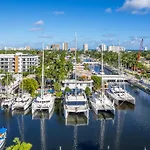 Isle Of Venice Residence And Marina