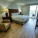 Treasure Island Hotel And Marina