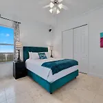 Palacio Unit 1901