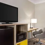 Days Inn By Wyndham Miami Airport North