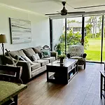 Excellent Beach Front Community, Golf Course, Tennis, Sunny Weather Year Round!
