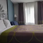 Super 8 by Wyndham Dania/Fort Lauderdale Arpt