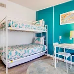 Stunning Pensacola Home, 8 Mi To Downtown!