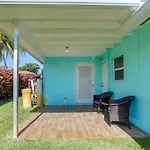 Palm Beach Townhome 4 Mi To Juno Beach Park!