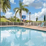 Belmont Inn & Suites