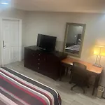 Flamingo Inn