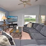 Comfortable Pool Home With Spa & Games Room Close To Disney