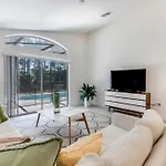 610 Bungalow At Watersong & Pool