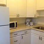 Summerland Suites
