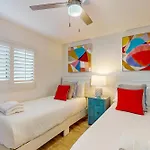 One Seagrove Place
