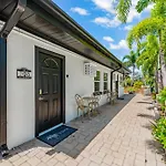 Haley\'S At Anna Maria Island Inn