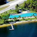 Lake Grassy Inn & Suites