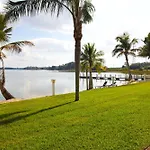 Lake Grassy Inn & Suites