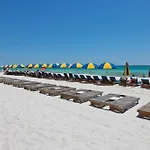 Seychelles Beach Resort IV
